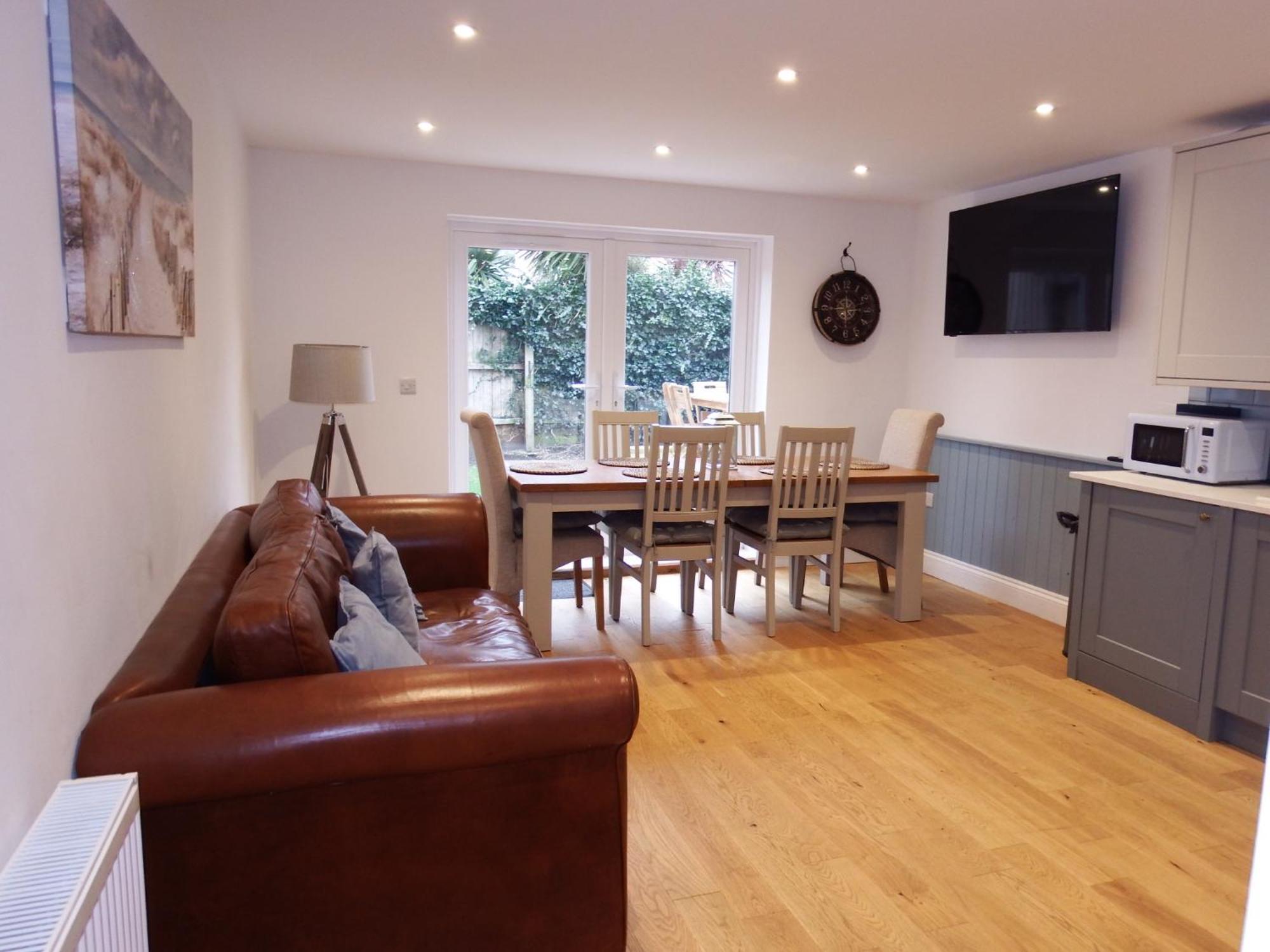 Newly Renovated 3 Bedroom Victorian Detached House Bournemouth Exteriör bild