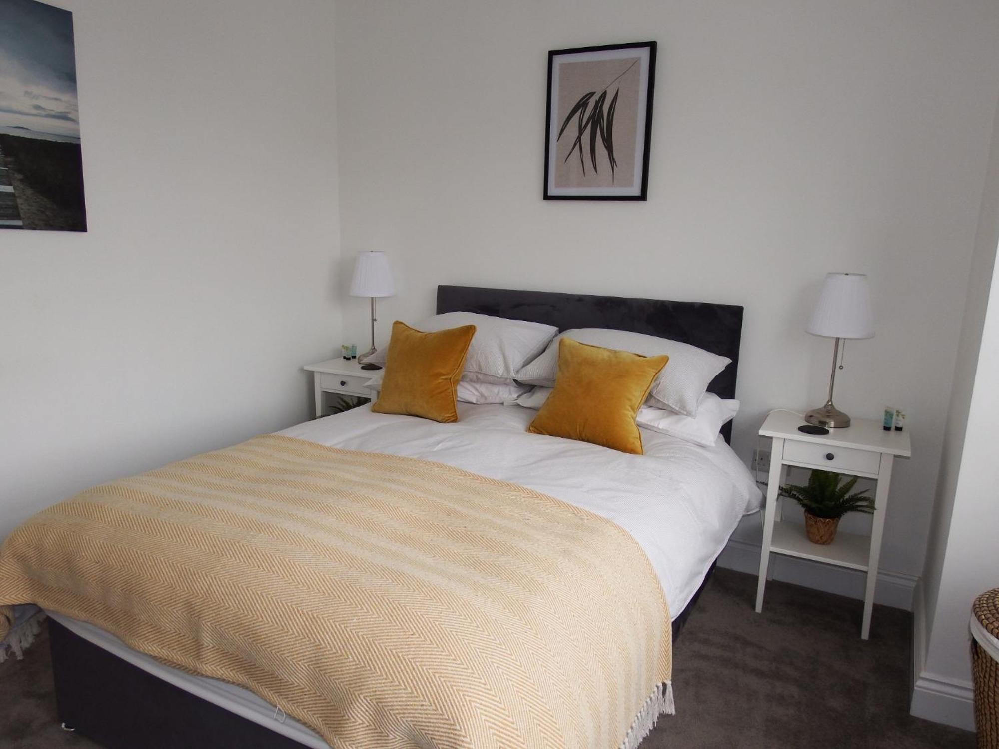 Newly Renovated 3 Bedroom Victorian Detached House Bournemouth Exteriör bild